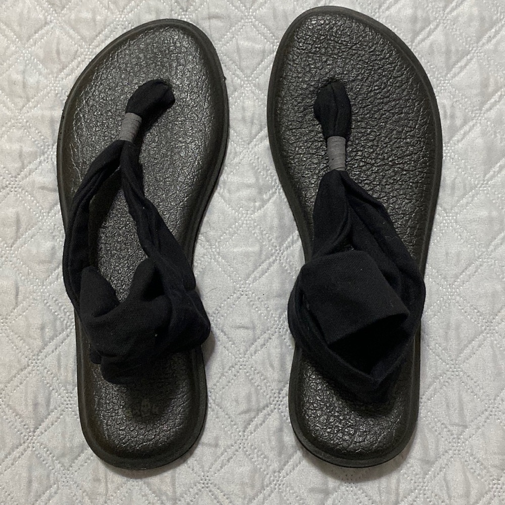 Sanuk sling sandals - Size 11-Black